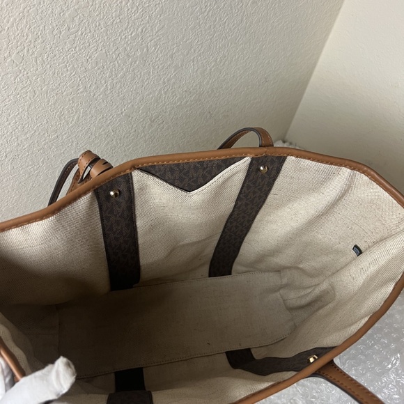 Michael Kors Tote - Picture 7 of 9